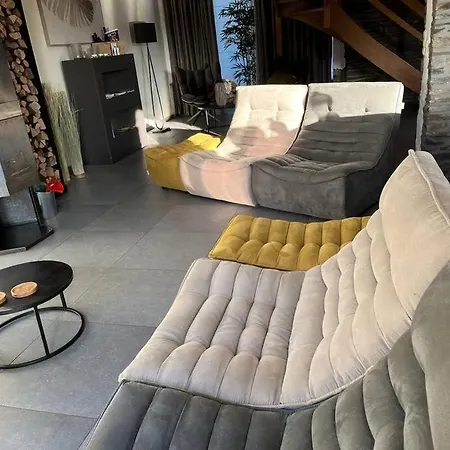 Charming Stone Дом отдыха *