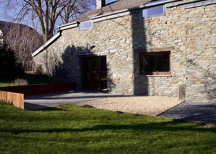 Charming Stone Flamierge